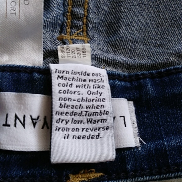 Lane Bryant Mid-Rise Girlfriend Short Flex Shorts - Picture 5 of 12